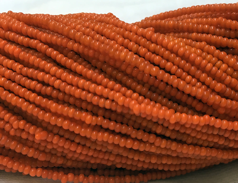 Full Tamba of Greasy Orange-Red 12º Seed Beads